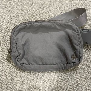 Lululemon Everywhere Belt Bag
